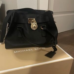 Michael Kors Women's Hamilton Saffiano Leather Medium Satchel, black